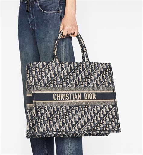 large dior book tote price